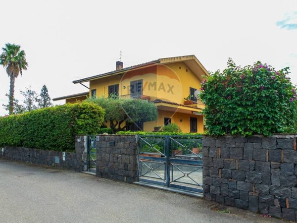 casa indipendente in vendita a Mascalucia