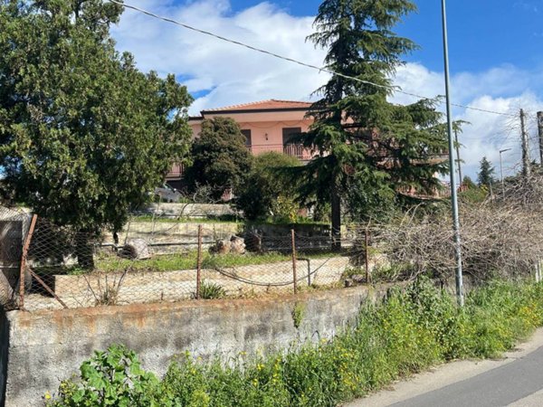 casa indipendente in vendita a Mascalucia