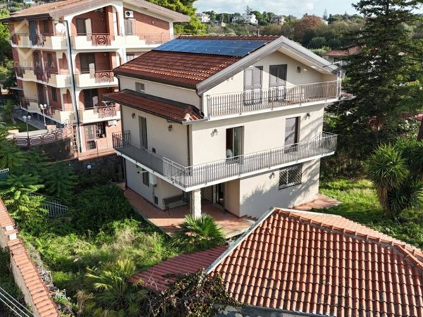 casa indipendente in vendita a Mascalucia