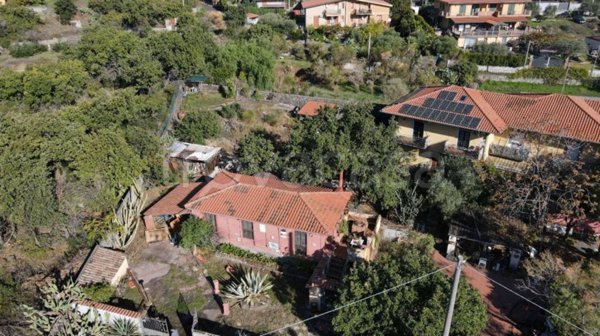 casa indipendente in vendita a Mascalucia