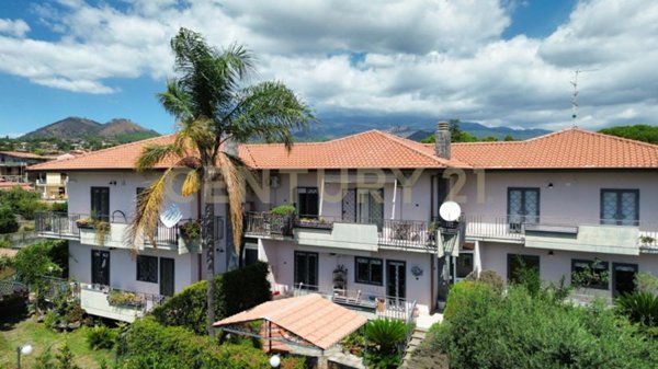 casa indipendente in vendita a Mascalucia