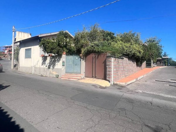 casa indipendente in vendita a Mascalucia