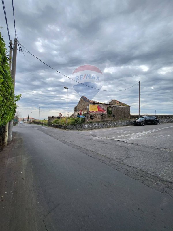 rudere in vendita a Mascalucia