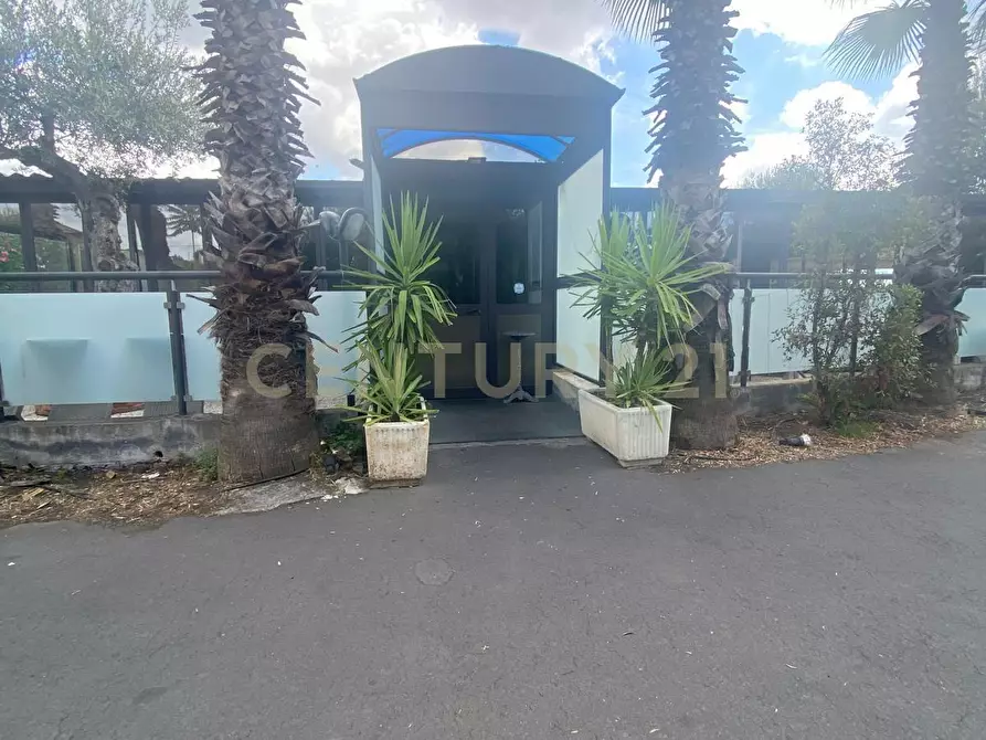 negozio in vendita a Mascalucia