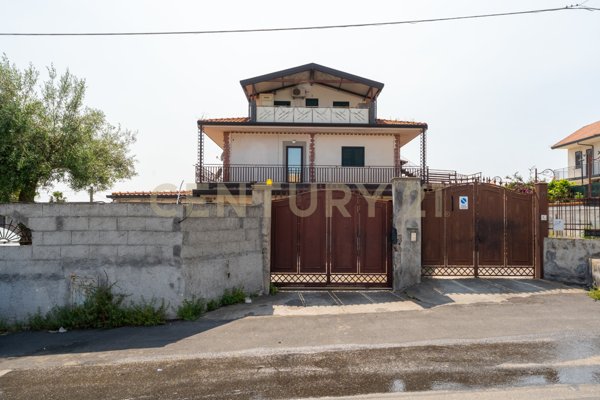 casa indipendente in vendita a Mascalucia