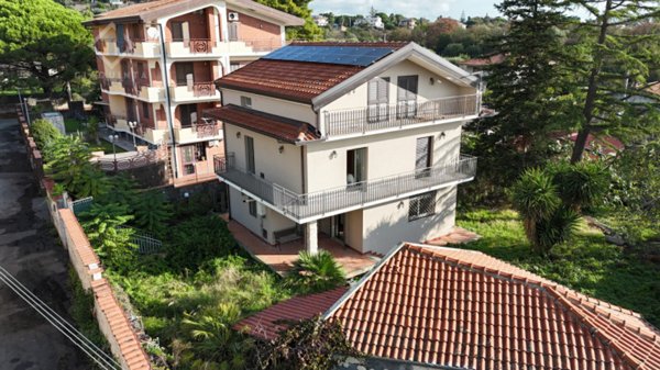 casa indipendente in vendita a Mascalucia