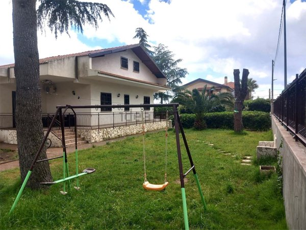 casa indipendente in vendita a Mascalucia