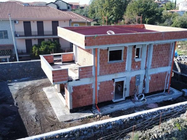 casa indipendente in vendita a Mascalucia