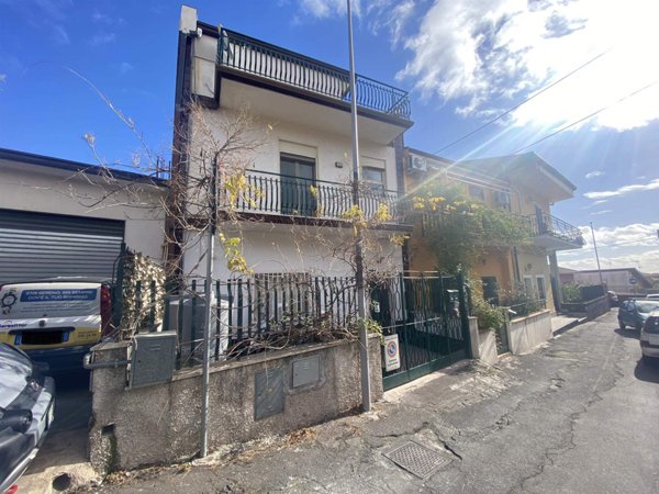 casa indipendente in vendita a Mascalucia