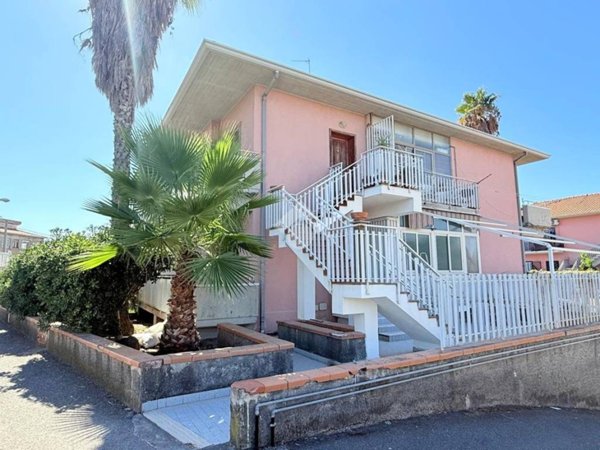 casa indipendente in vendita a Mascalucia