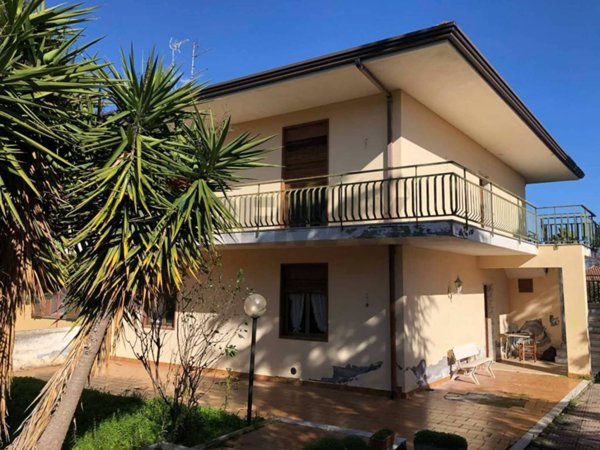 casa indipendente in vendita a Mascalucia