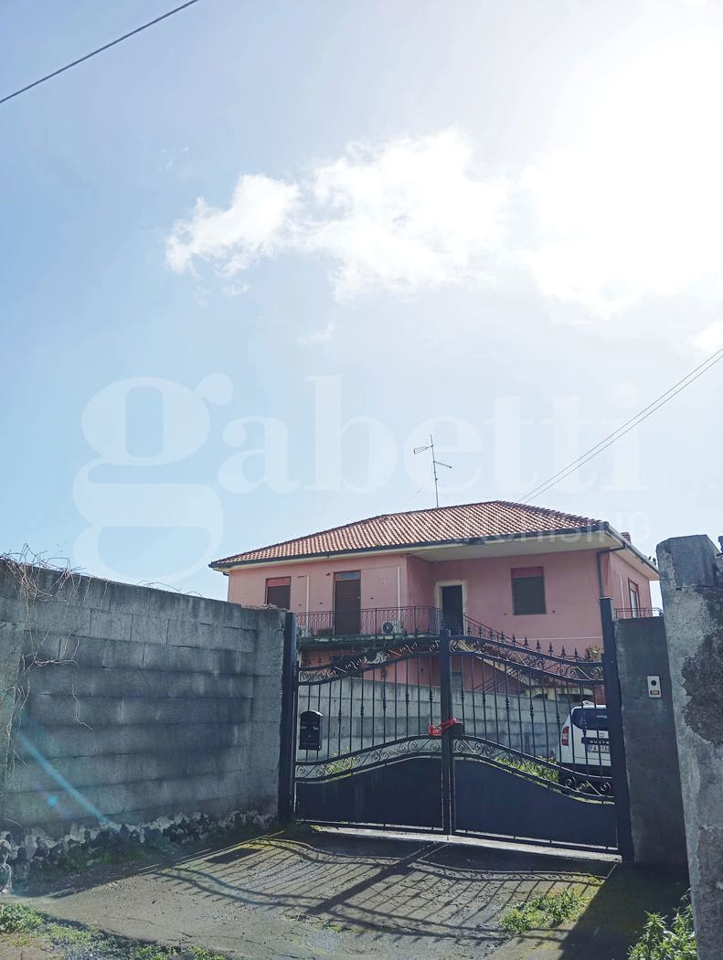 appartamento in vendita a Mascalucia in zona Mompilieri