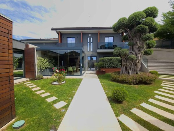 casa indipendente in vendita a Mascalucia