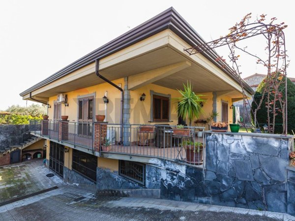casa indipendente in vendita a Mascalucia