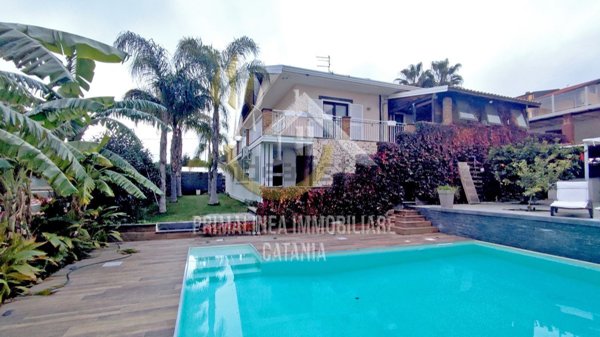 casa indipendente in vendita a Mascalucia