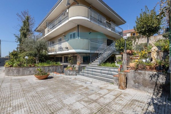 casa indipendente in vendita a Mascalucia