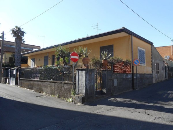 casa indipendente in vendita a Mascalucia