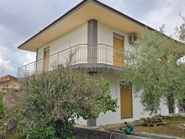 casa indipendente in vendita a Mascalucia in zona Massa Annunziata