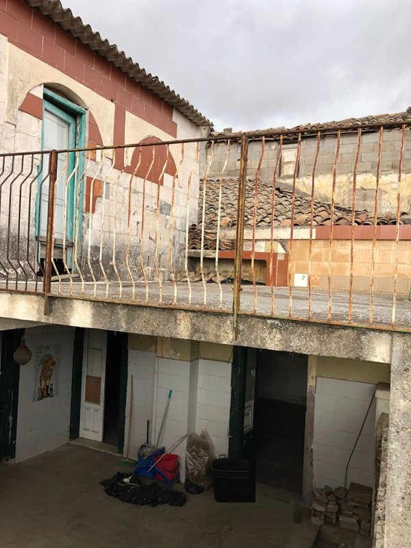 casa indipendente in vendita a Mascalucia