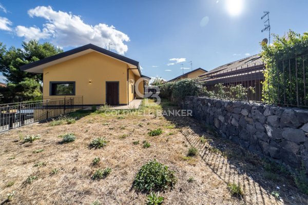 casa indipendente in vendita a Mascalucia