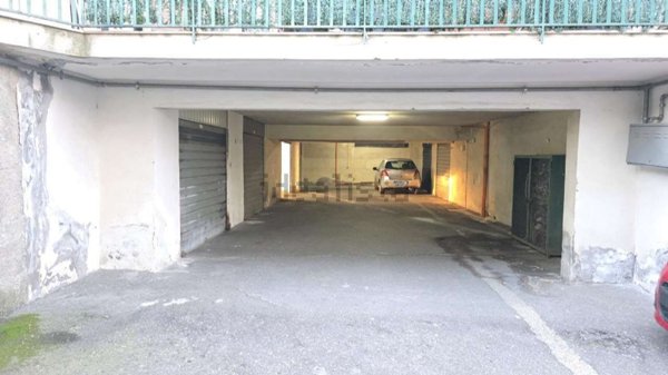 locale di sgombero in vendita a Mascalucia