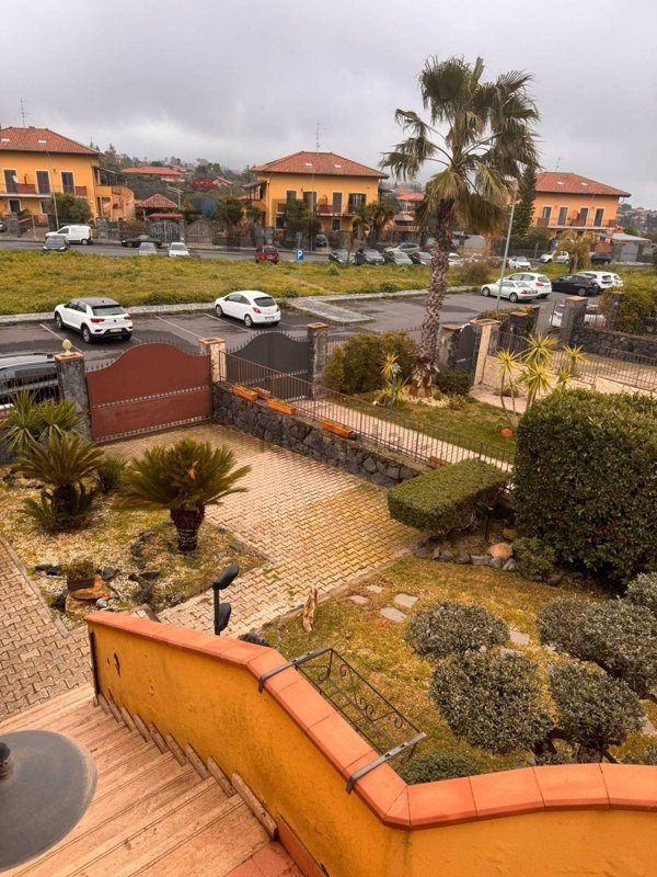 casa indipendente in vendita a Mascalucia