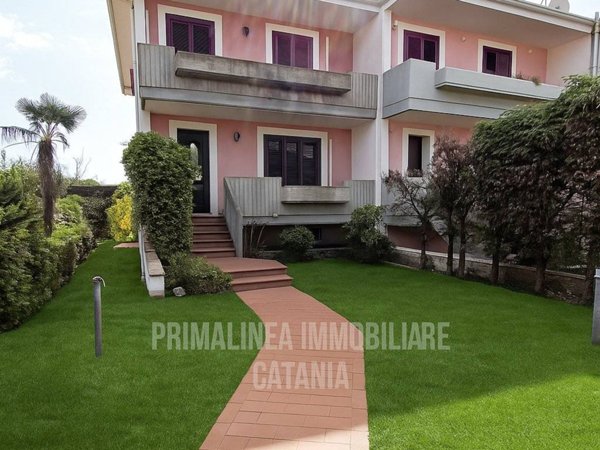 casa indipendente in vendita a Mascalucia