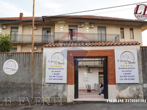 negozio in vendita a Mascalucia in zona Massa Annunziata
