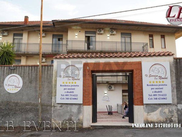 negozio in vendita a Mascalucia in zona Massa Annunziata