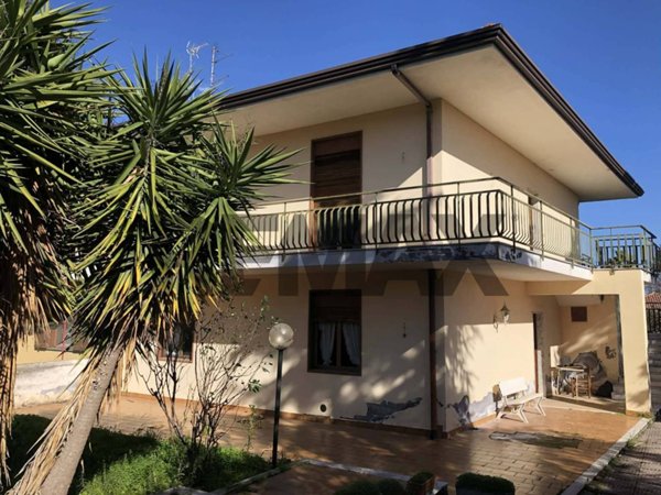 casa indipendente in vendita a Mascalucia in zona Massa Annunziata