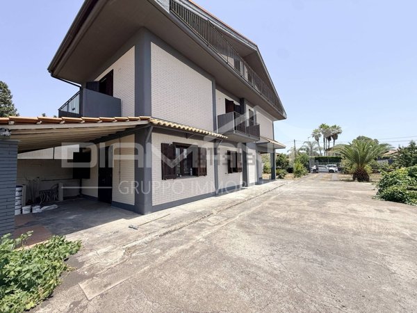 casa indipendente in vendita a Mascalucia