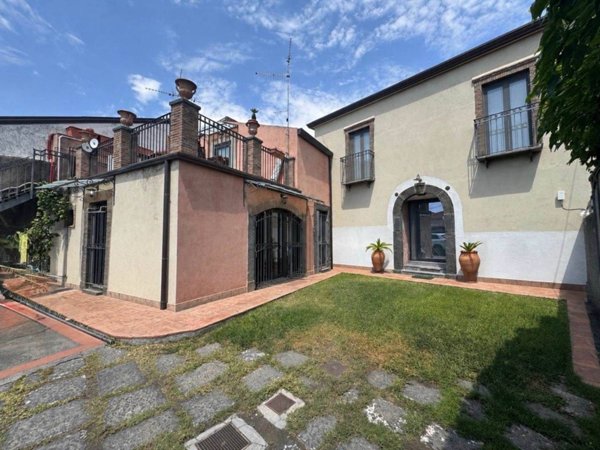 casa indipendente in vendita a Mascalucia