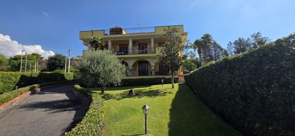 casa indipendente in vendita a Mascalucia in zona Massa Annunziata