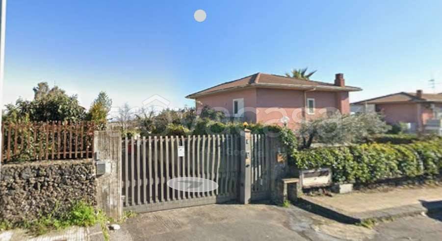 casa indipendente in vendita a Mascalucia