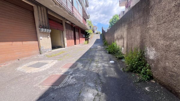 box auto in vendita a Mascalucia