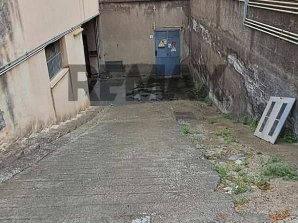 box auto in vendita a Mascalucia