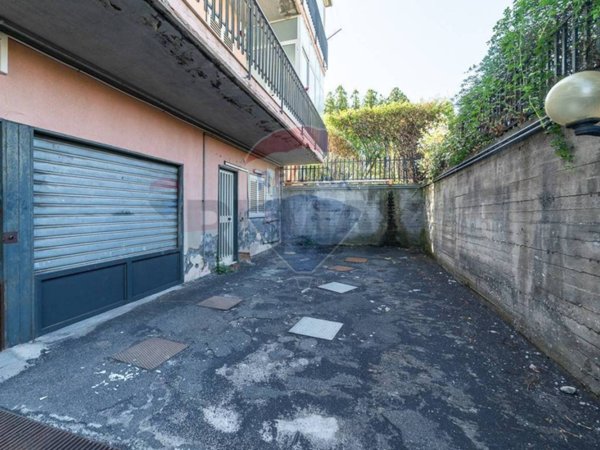 box auto in vendita a Mascalucia in zona Massa Annunziata