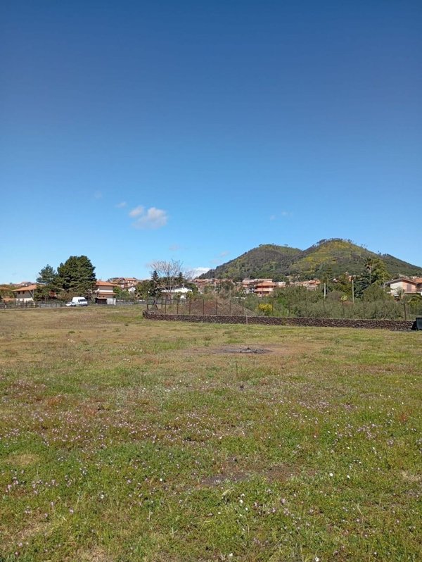 terreno in vendita a Mascalucia in zona Massa Annunziata