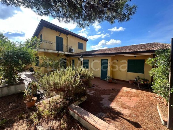 casa indipendente in vendita a Mascalucia in zona Mompilieri