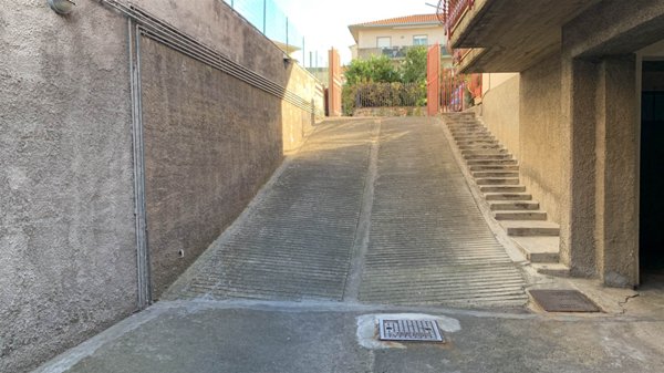 box auto in vendita a Mascalucia
