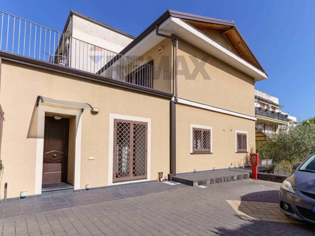 casa indipendente in vendita a Mascalucia