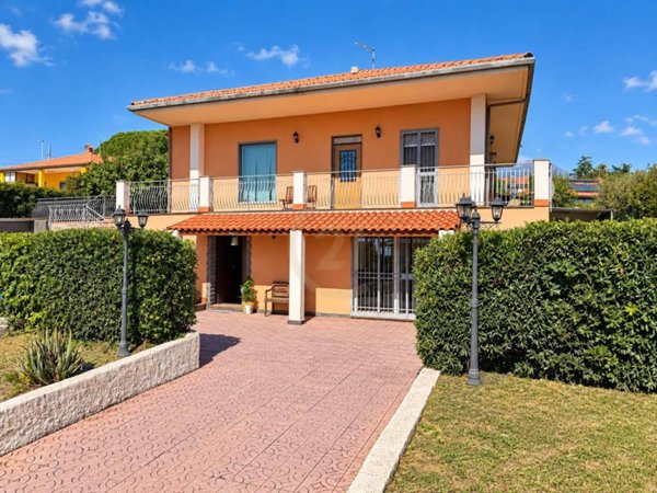 casa indipendente in vendita a Mascalucia in zona Massa Annunziata