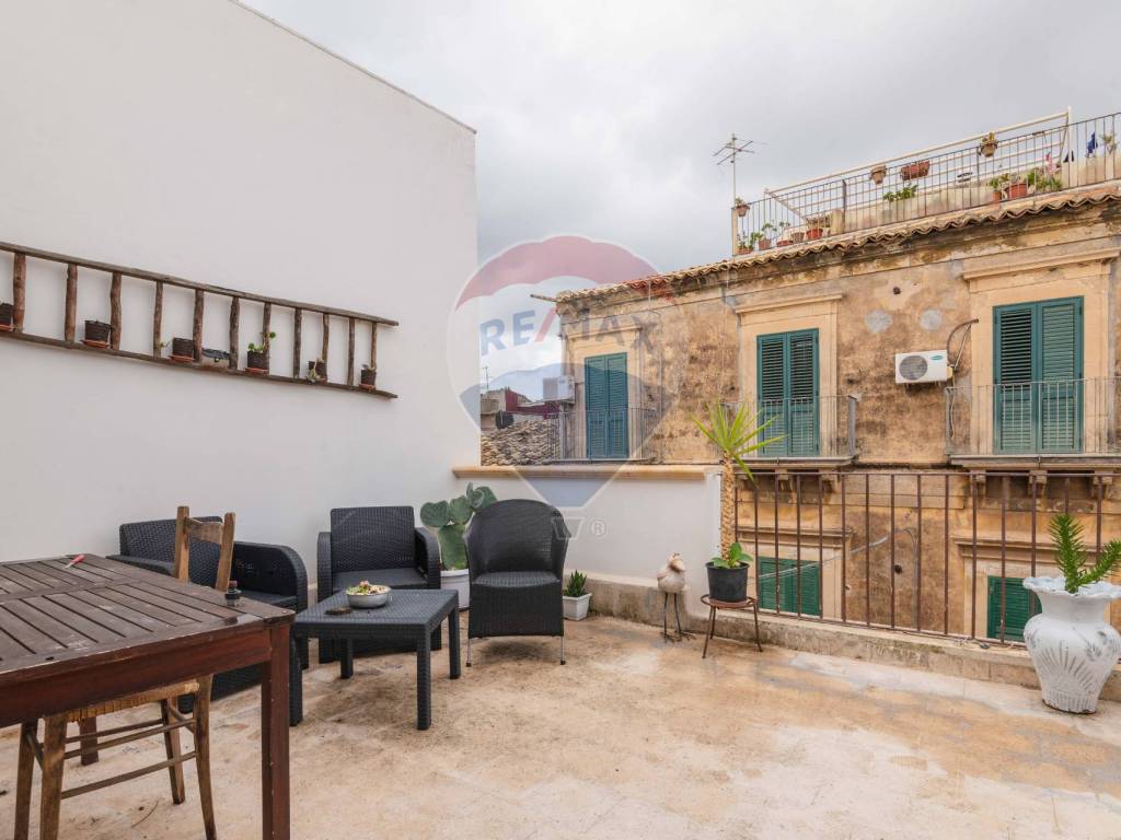 casa indipendente in vendita a Militello in Val di Catania