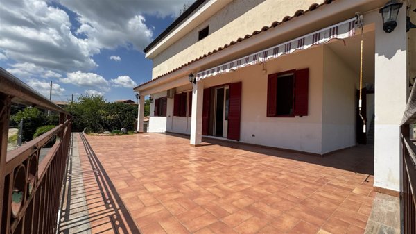 casa indipendente in vendita a Militello in Val di Catania
