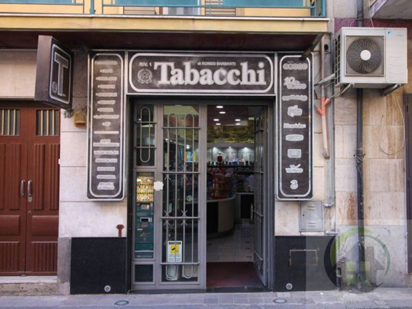 negozio in vendita a Militello in Val di Catania