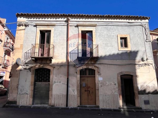 casa indipendente in vendita a Militello in Val di Catania