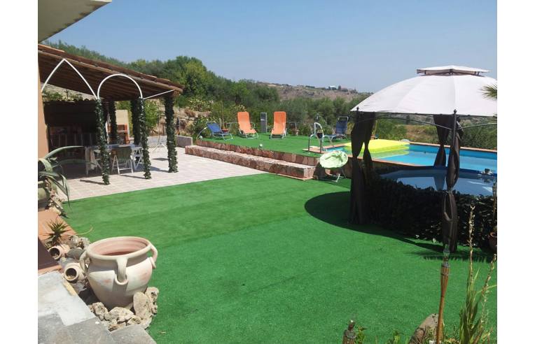 casa indipendente in vendita a Militello in Val di Catania