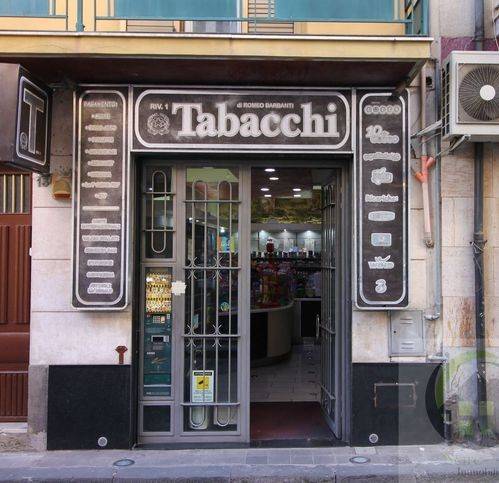 negozio in vendita a Militello in Val di Catania