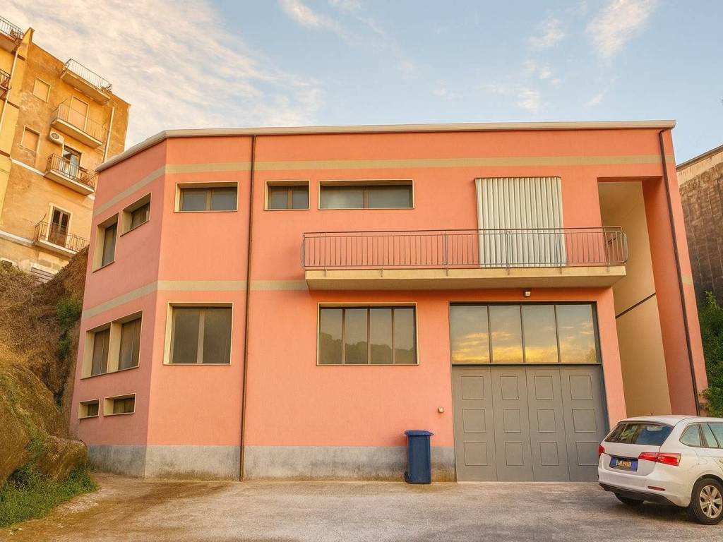 casa indipendente in vendita a Militello in Val di Catania