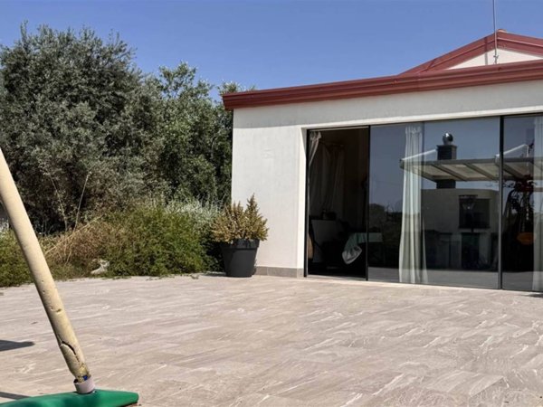 casa indipendente in vendita a Militello in Val di Catania